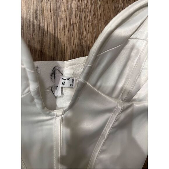 Princess Polly Irvine strapless stop - White size 2 NWOT - Picture 8 of 8